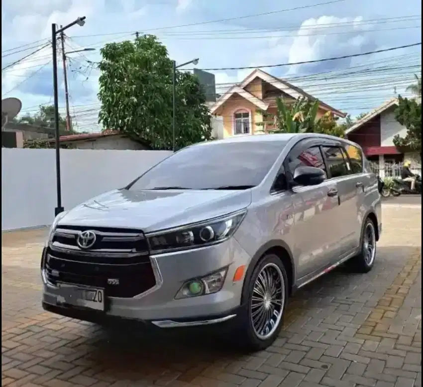 Innova Venturer 2017/2018