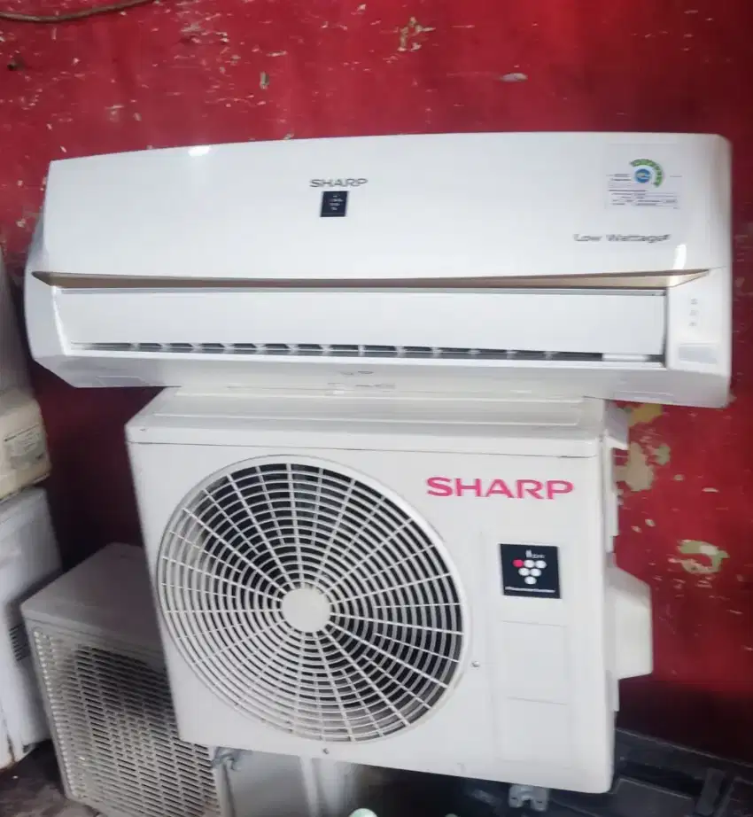 Jual AC Sharp 1/2 pk R32