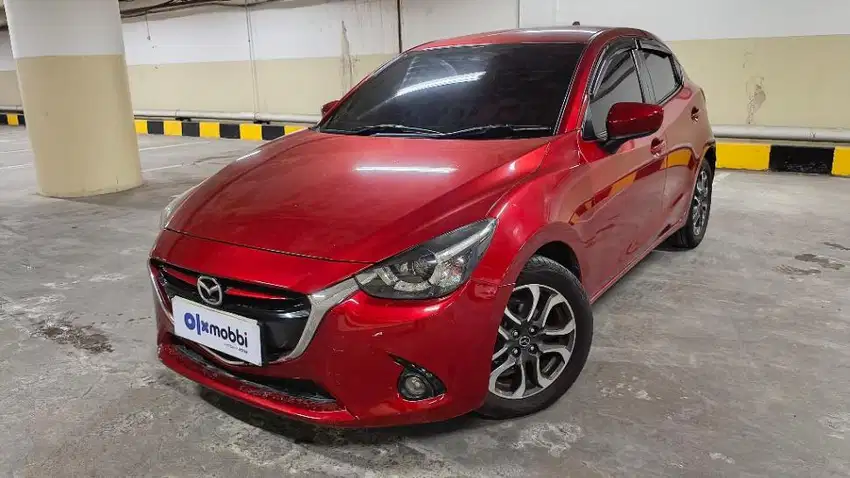 DP Rendah  6,5JT Mazda 2 1.5 Skyactiv Bensin-AT 2015 Merah