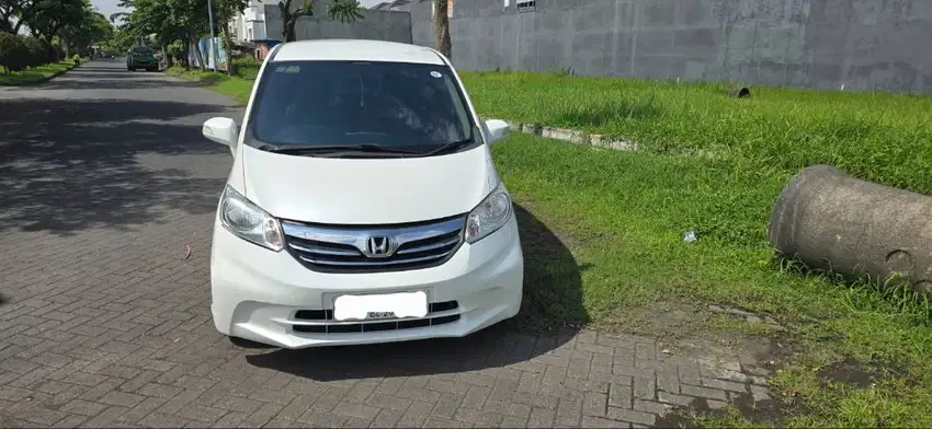 Honda Freed 2014 ( 1.5 S Bensin AT ), Tangan Pertama, Kondisi Istimewa