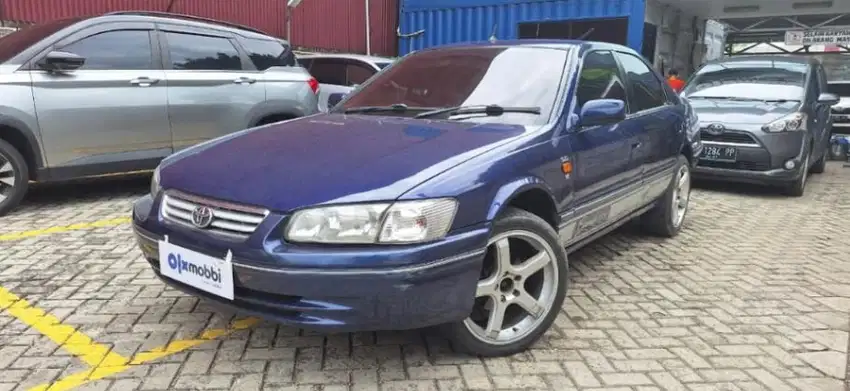 DP Rendah Toyota Camry 3.0 Bensin-AT 2001 TBF