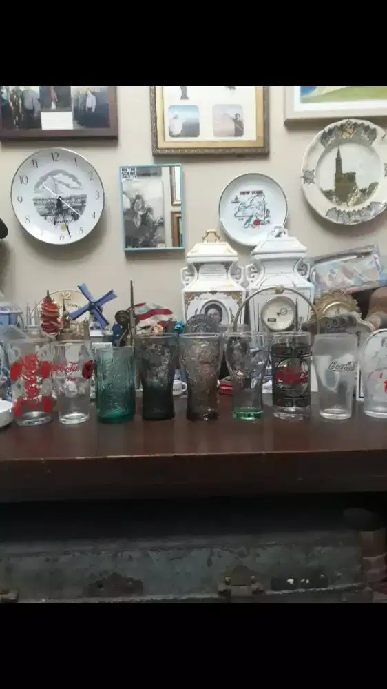 Antik vintage 10 pcs koleksi gelas coca cola beda model motif mulus