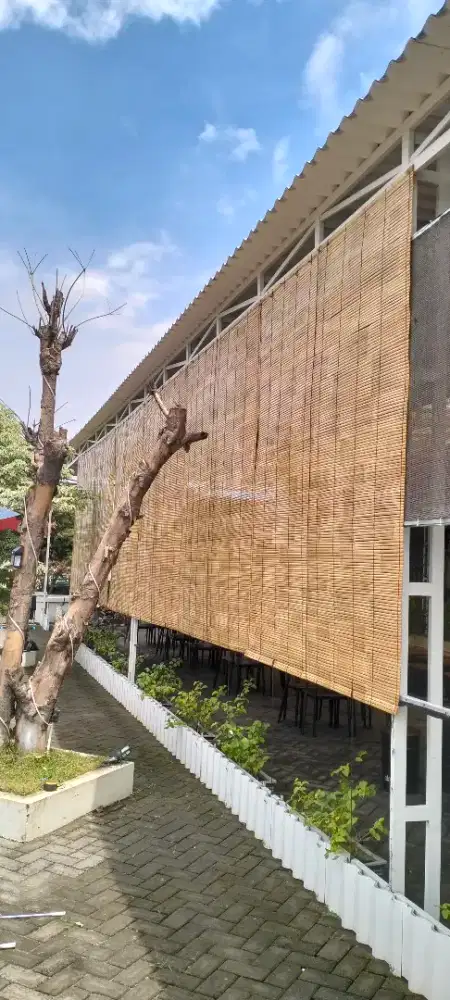 TIRAI BAMBU TIRAI KAYU SURABAYA: 
Disini menerima pemesanan
 tirai