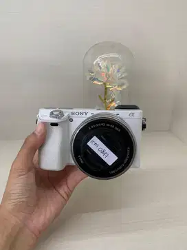 DIJUAL KAMERA SONY A6000 + KIT