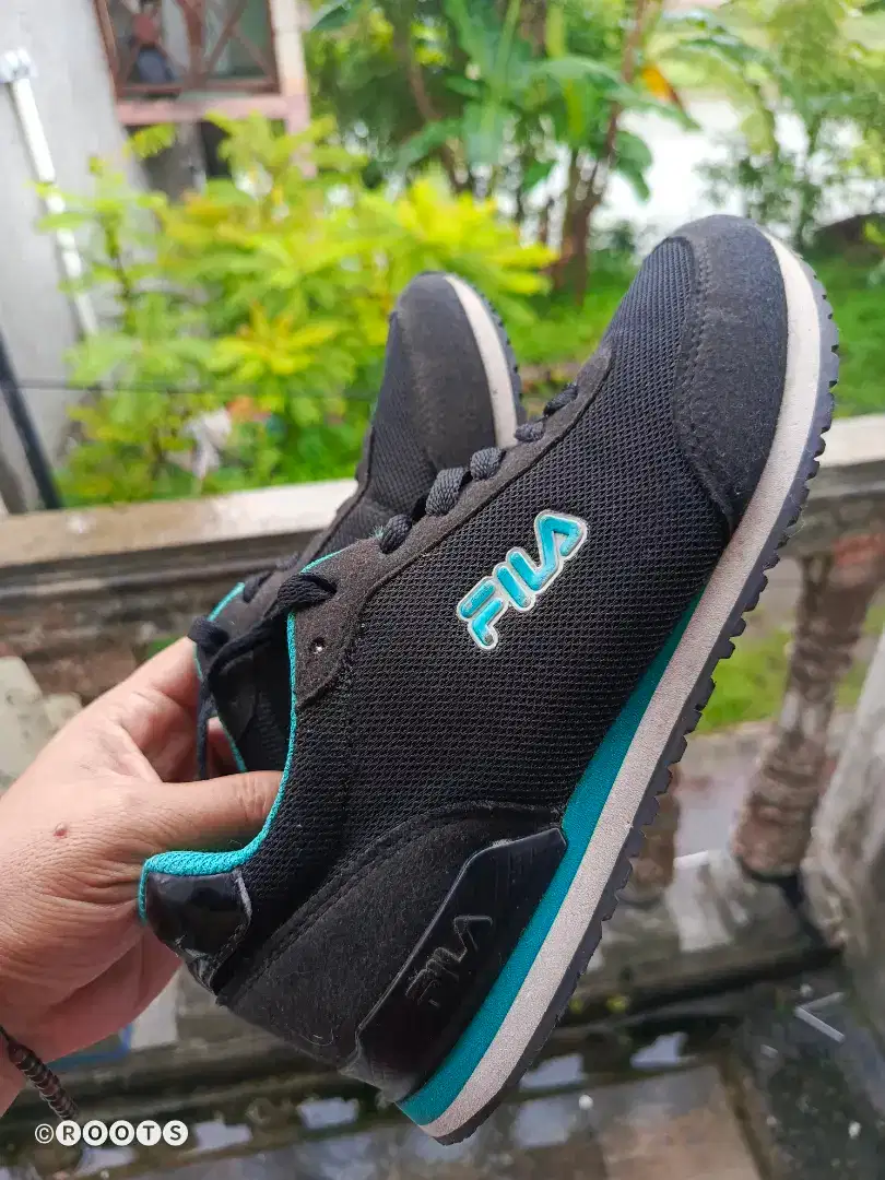 Sepatu Fila size 38