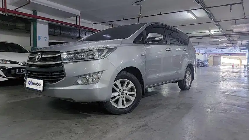 KM RENDAH TDP 11JT Toyota Kijang Innova 2.0 G Bensin-MT Silver 2017