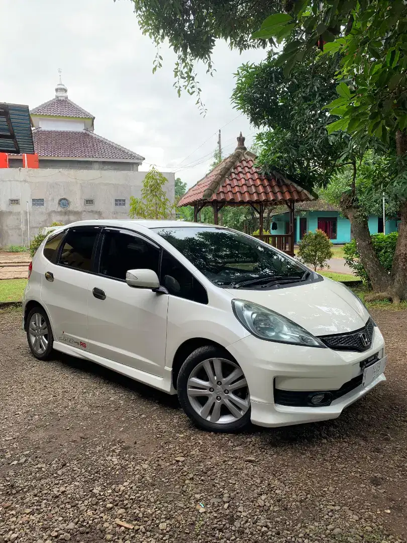 Honda Jazz RS GE8