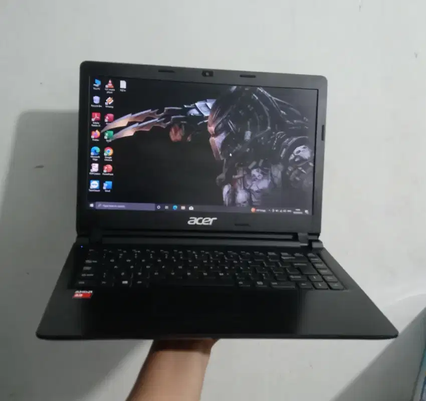 Acer Z3-451 slim AMD-A8 gen7 Ram8GB/ssd128GB mulus bogor