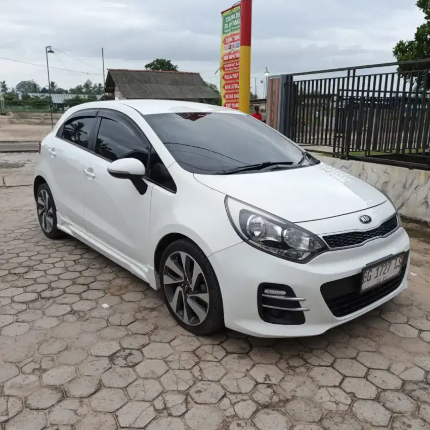 Kia Rio Platinum 2015 A/T