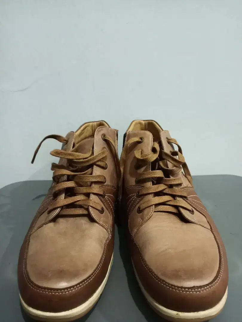 Kickers leather size 43