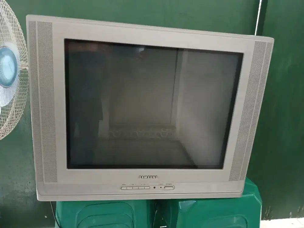 TV tabung Samsung 21 inch free antena luar