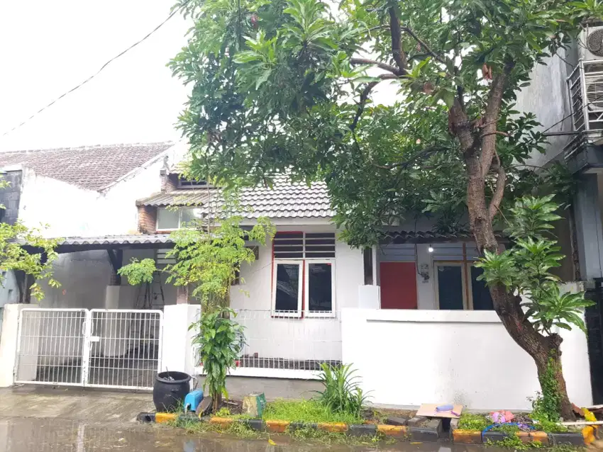 Dikontrakkan Rumah Renovasi di Perumahan Bumi Gedangan Indah