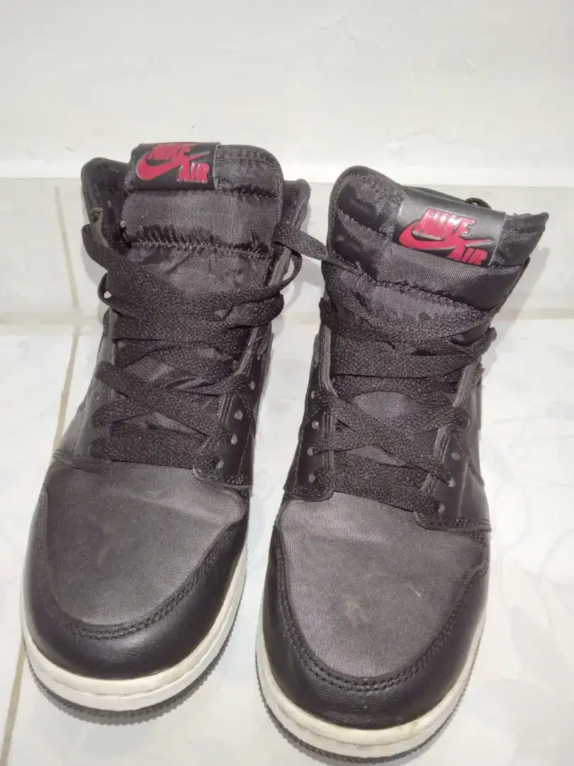 Nike Air Jordan 1 High Black Satin