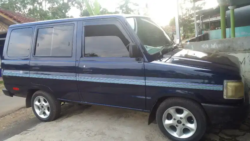 Kijang super delux