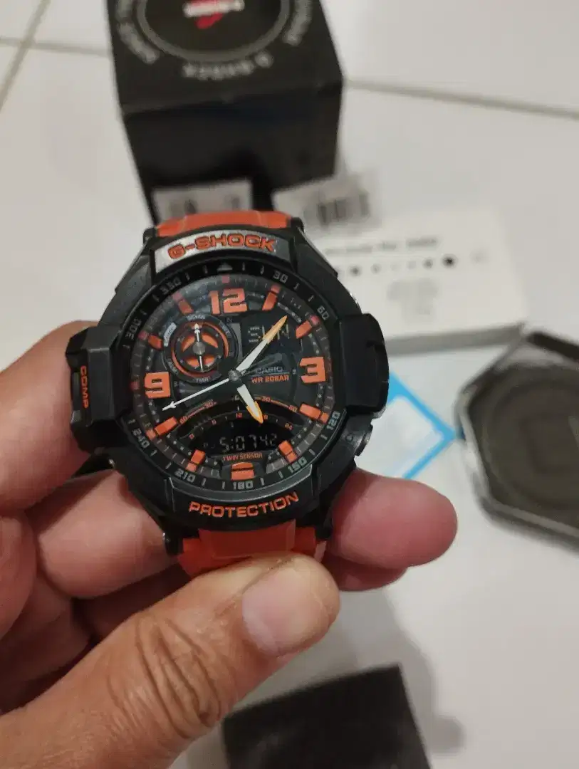 Gshock GA-1000 4ADR Original