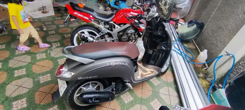 Scoopy 2019 Abu