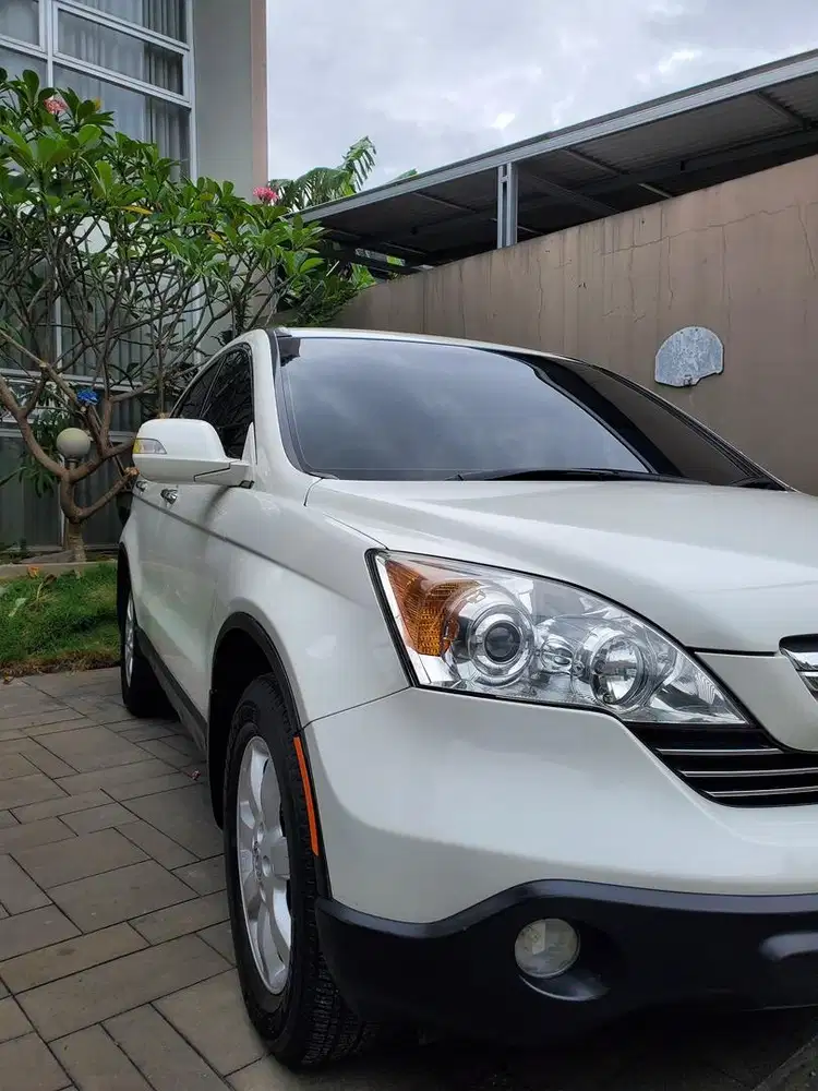 Honda CRV 2009 white