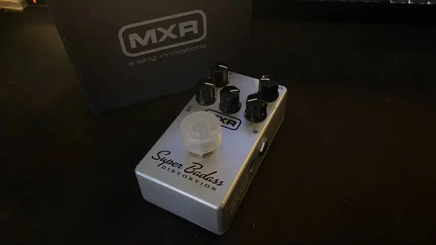 MXR Super Badass Distortion Pedal Gitar