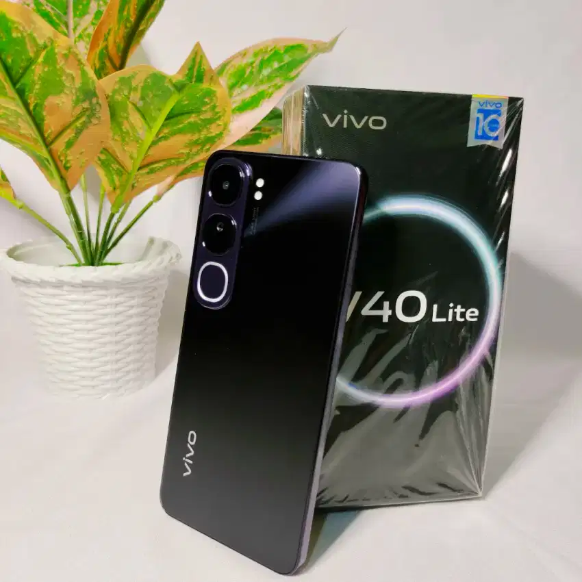 Vivo V40 Lite 8/256 GB Masih Baru Hanya Buka Box