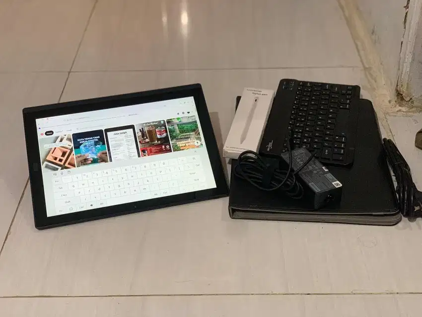 Laptop tablet thinkpad X1 tablet core M7 setara i7 ram 8gb ssd 256gb