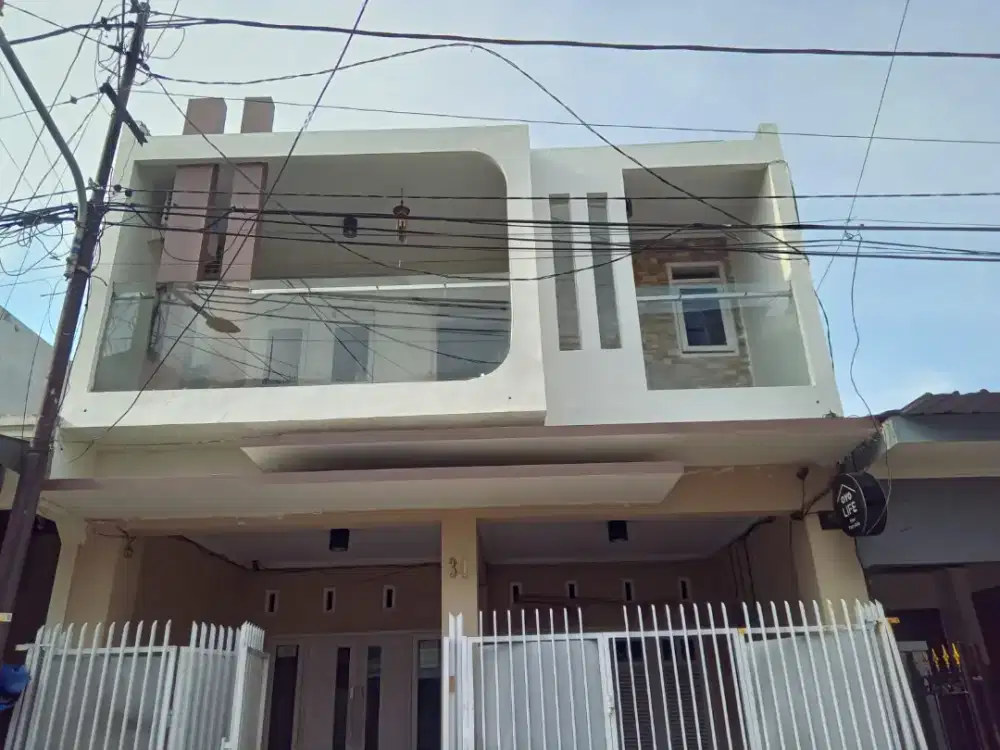 Renovasi rumah ,bangun rumah,pasang keramik,pasang plafon,pengecatan