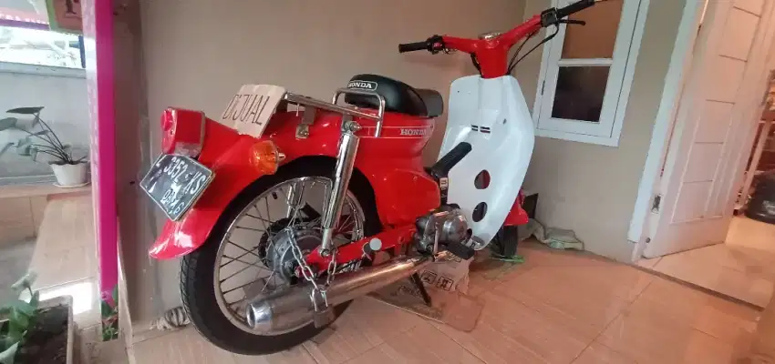 DIJUAL ASTREA-800 TAHUN 84 SURAT² KUMPLIT (SIAP NONGKRONG)