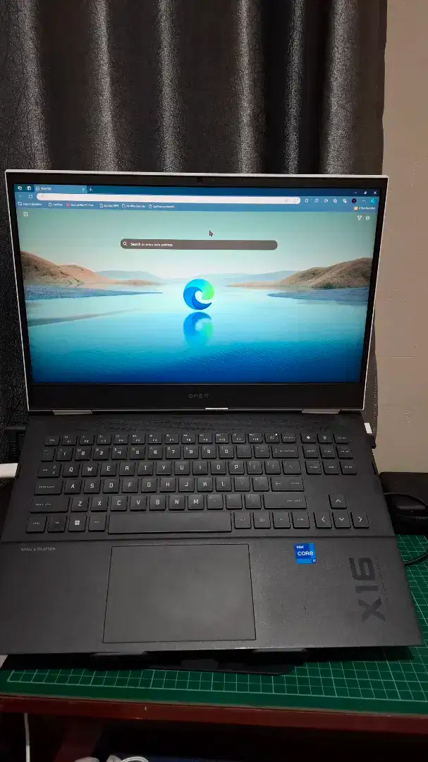 HP OMEN 16 PUTIH