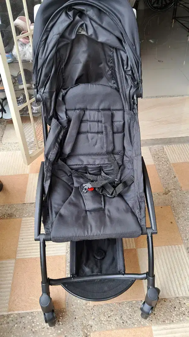 Stroller lipat ukuran kabin