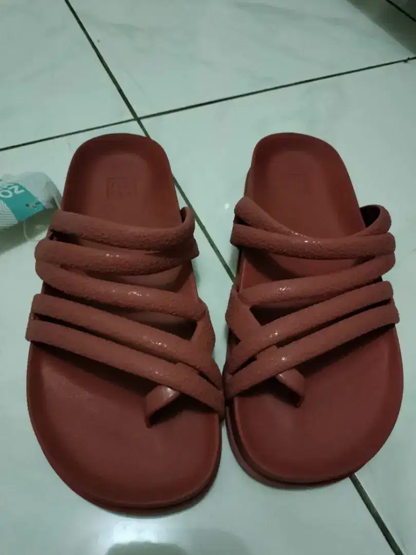 Sepatu Anak dan Dewasa Perempuan merk zaky