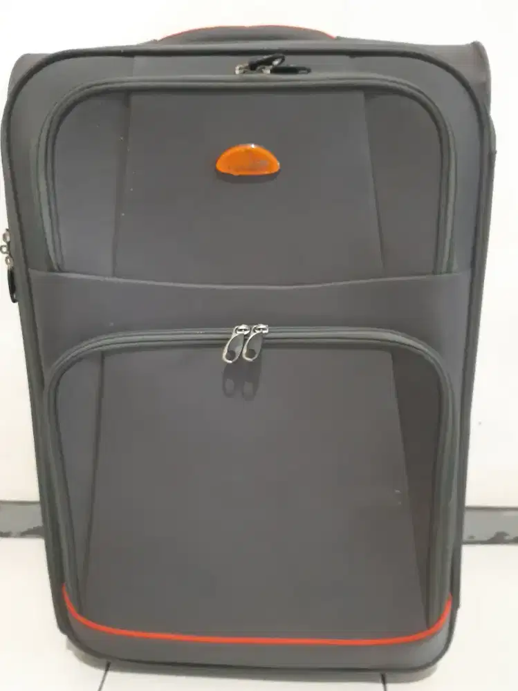 Koper Preloved Merk Decent Warna Abu2 Seperti Baru