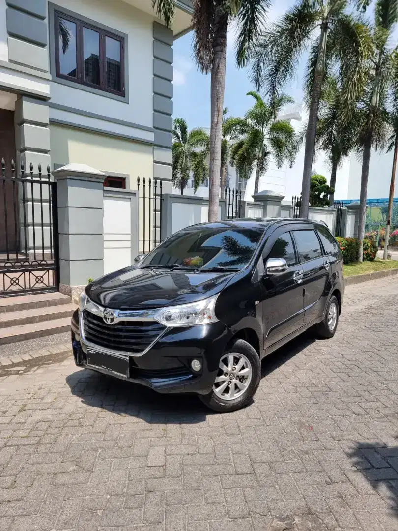 Toyota Avanza 1.3 G Matic 2015 Dual VVT-i Hitam