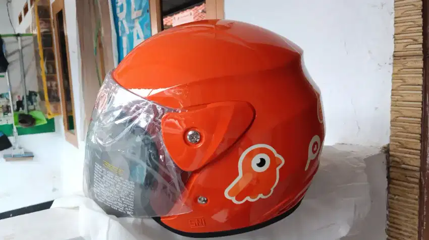 Helm Baru Orange