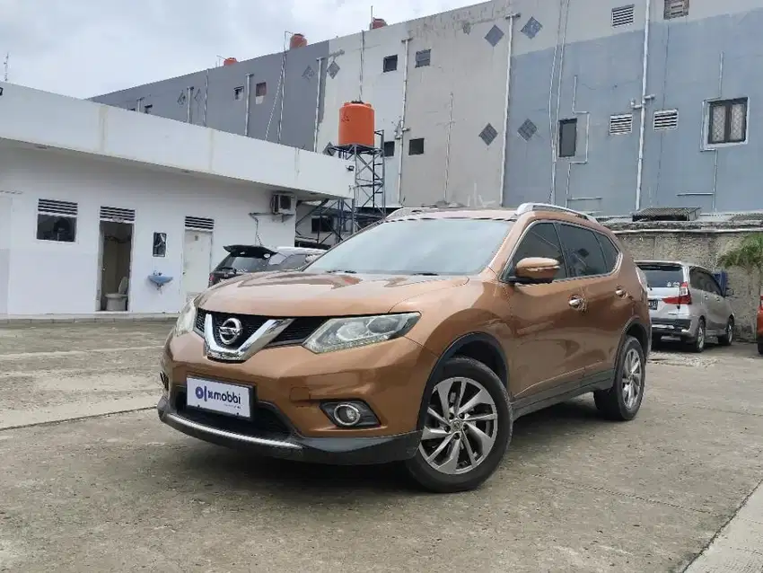 DP Rendah - Nissan X-Trail 2.5 Bensin-AT 2017 Orange (TOX)