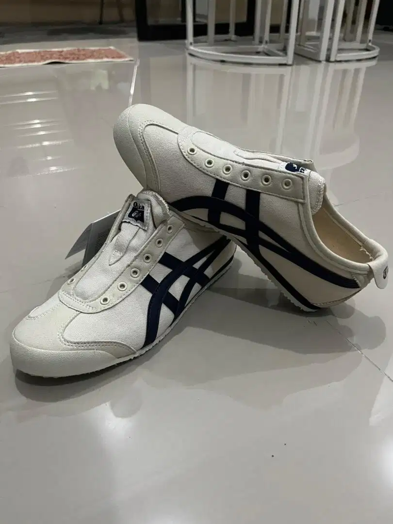 SEPATU ONITSUKA SLIP ON UNISEX Cream Navy  100% Original