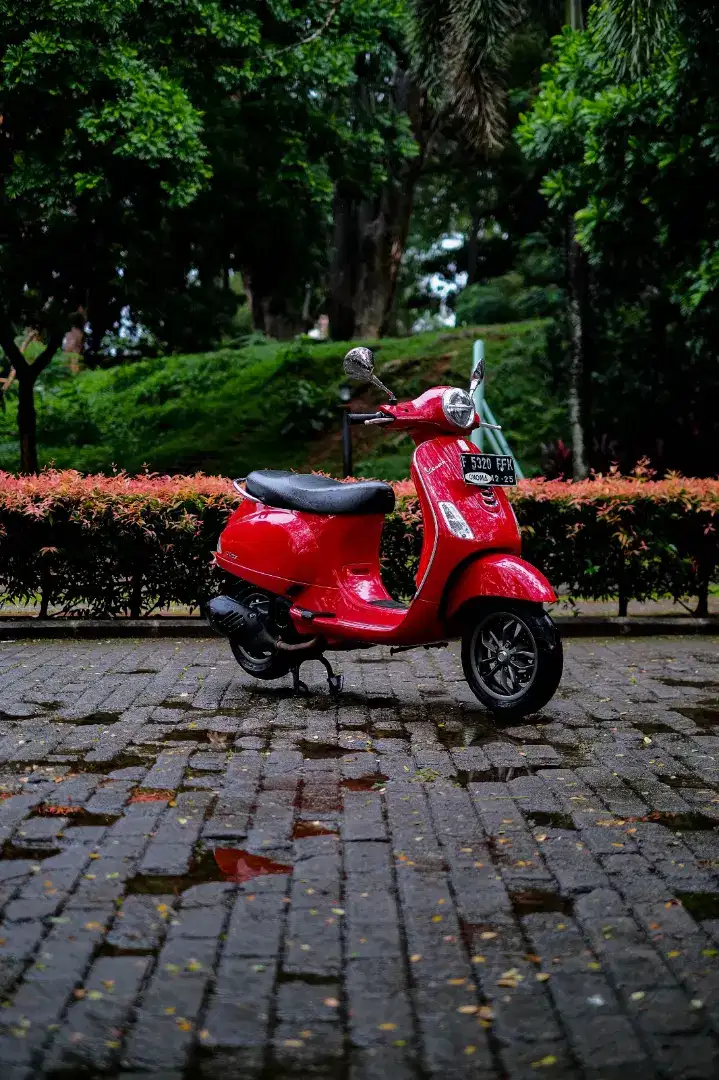 PIAGGIO VESPA MATIC LX 125 IGET FACELIFT TERMURAH BERGARANSI