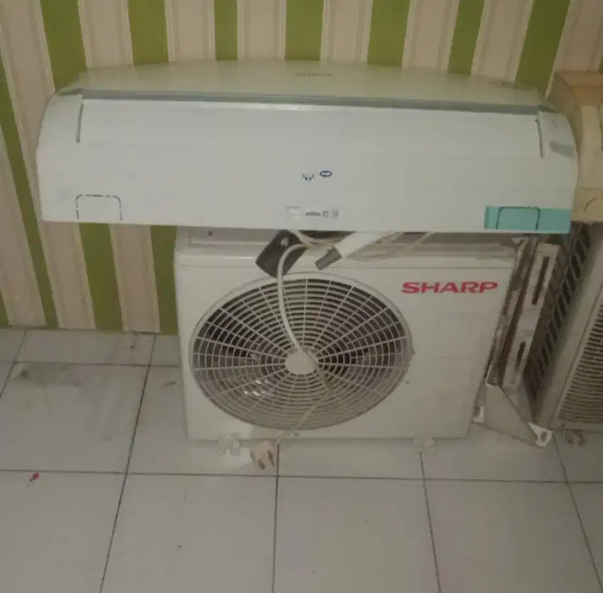 Service AC bongkar pasang AC tukang AC panggilan isi freon AC