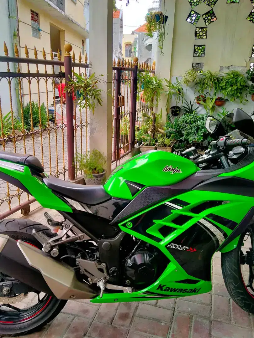 Kawasaki ninja 250 Fi 2013 (Special Edition)