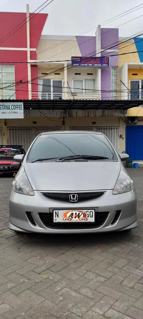 “Dijual Cepat! Honda Jazz VTEC AT - Kondisi Istimewa & Siap Pakai!”