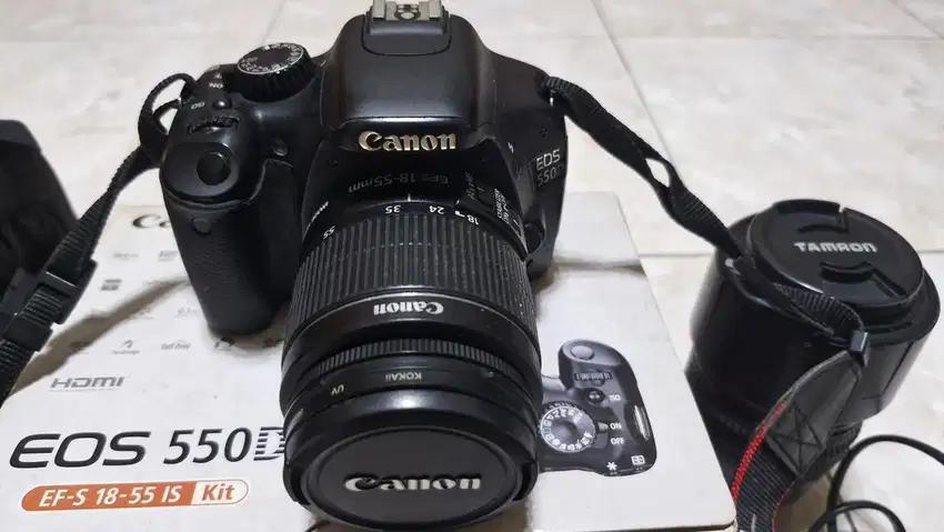 Kamera Canon EOS 550D Kit