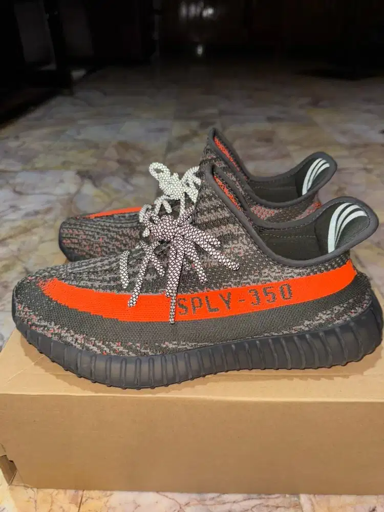 Adidas Yeezy Boost 350 V2 Carbon Beluga Reflective Size 44