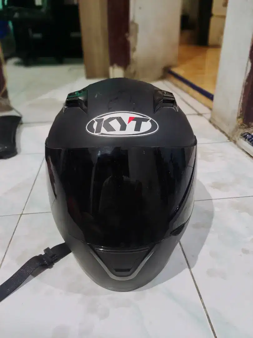 HELM KYT R10 SECOND BLACK JUAL CEPAT