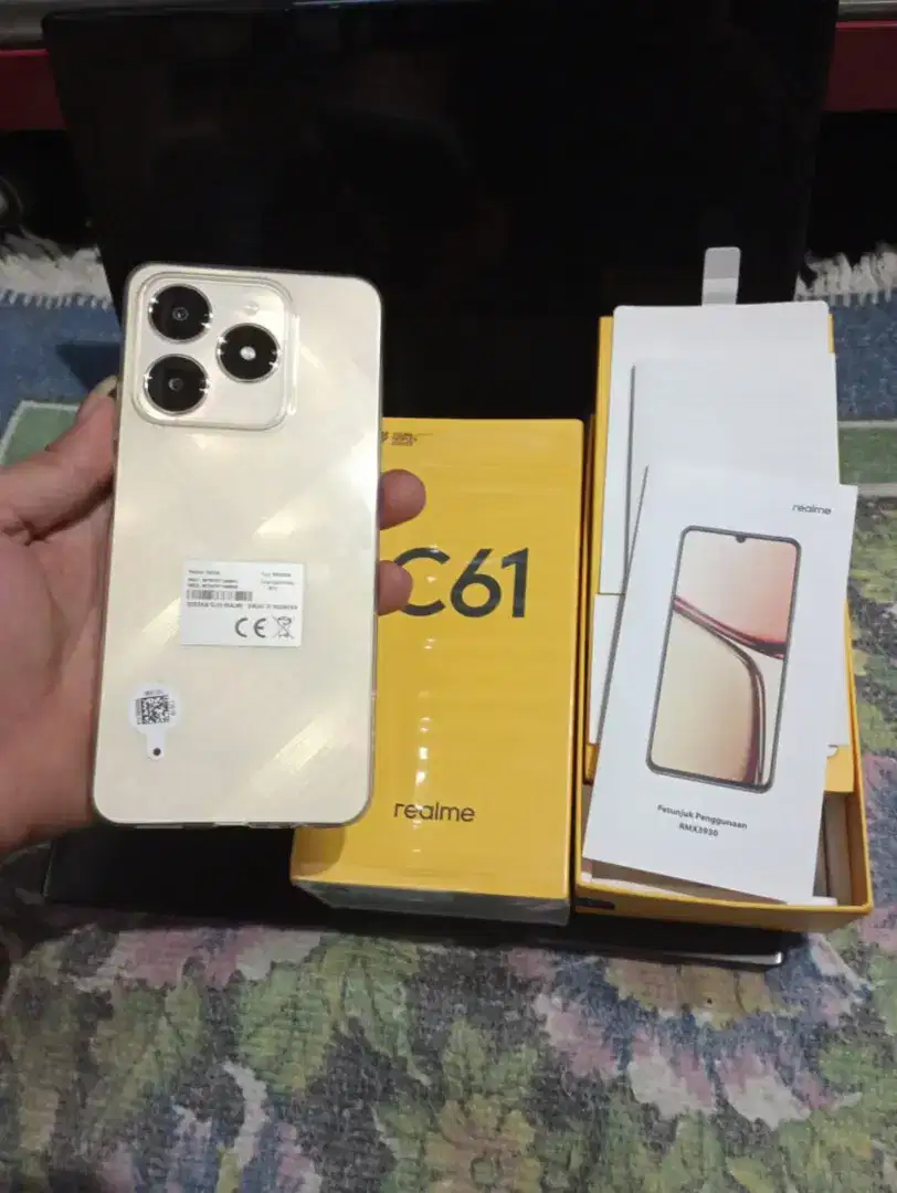 Hp Oppo realme C61 8/128gb new likes