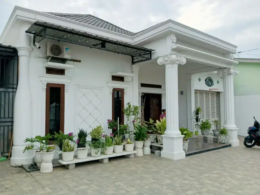 Rumah Besar Di Marelan | Harga Terjangkau | Halaman Bisa Untuk 4 Mobil