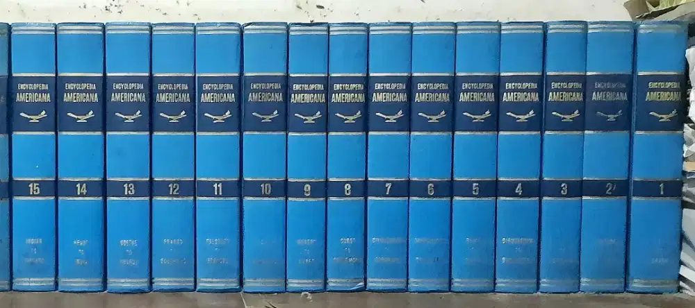 Buku Encyclopedia Americana