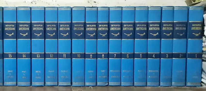 Buku Encyclopedia Americana