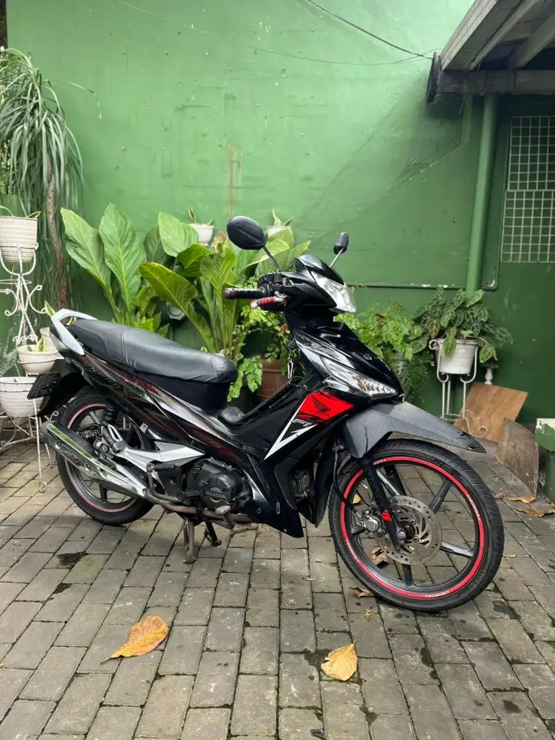 Supra x 125 fi 2015