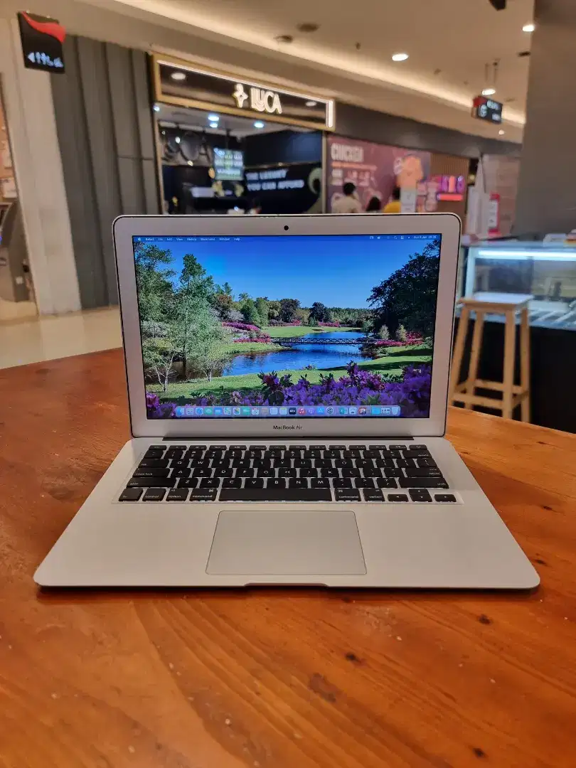 Macbook Air 13 2015 - CORE i5 - RAM 8 Gb - CUMA 2 JT an