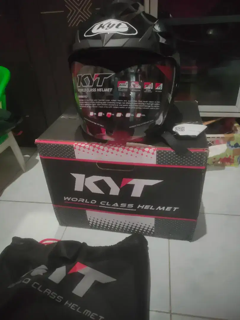 Helm KYT venom rr