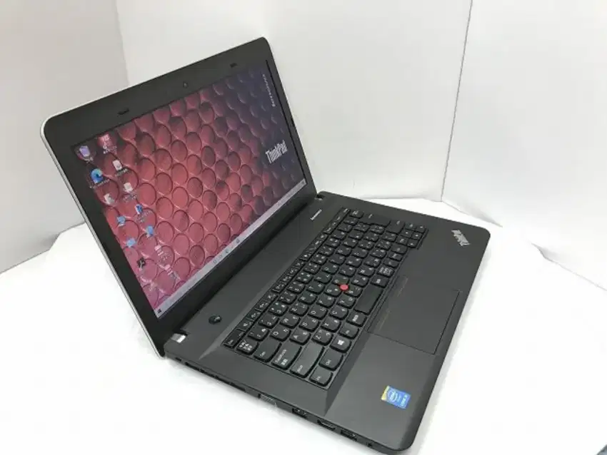 Lenovo Thinkpad  E440 Intel Core i7 Ram 8Gb SDD 128GB DOUBLE VGA