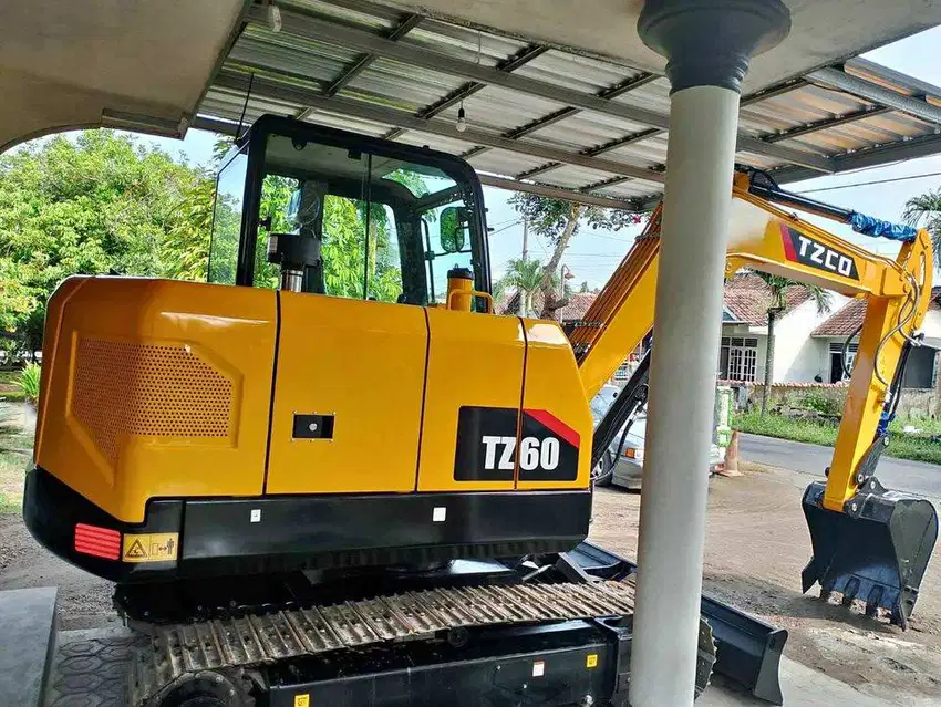 XCMG SANY TZCO Excavator China Tangguh Setara Komatsu PC60 Kelas 6 Ton